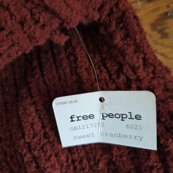 NWTs Free People Sweet Cranberry Be Yours Pullover Cowl Neck Sweater Cropped XL - Picture 4 of 9